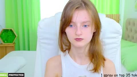 Snapshot of miss___alisa chatting on 03/20/26, 02:00 Alisa NONNUDE online show from 03/20/26, 02:00