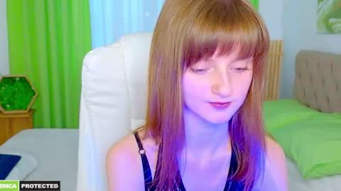 Snapshot of miss___alisa chatting on 04/05/26, 03:53 Alisa NONNUDE online show from 04/05/26, 03:53