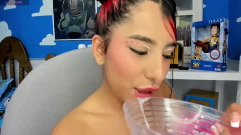 Snapshot of miss___allison chatting on 02/13/25, 02:45 Allison online show from 02/13/25, 02:45