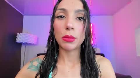 Snapshot of miss___evangeline chatting on 01/07/26, 02:03 Evangeline online show from 01/07/26, 02:03