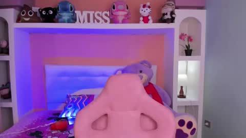 Megan online show from 11/14/25, 06:17