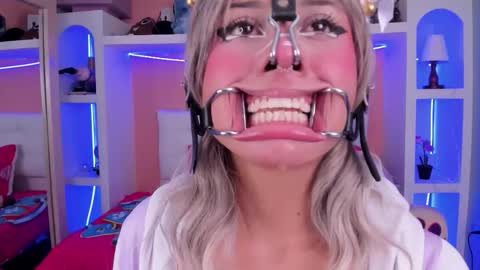 Megan online show from 02/02/26, 02:16