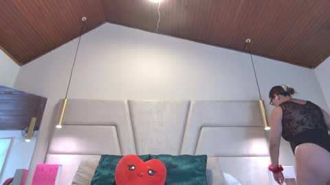 miss__ary_ online show from 03/24/26, 11:26