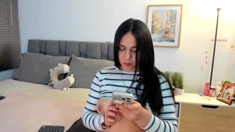 Snapshot of miss__jones_ chatting on 03/18/26, 11:30 miss__jones_ online show from 03/18/26, 11:30
