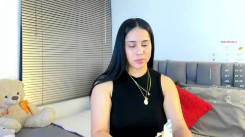 Snapshot of miss__jones_ chatting on 03/25/26, 12:27 miss__jones_ online show from 03/25/26, 12:27