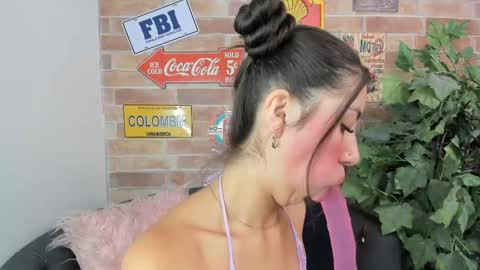 Luxury online show from 09/15/25, 11:10