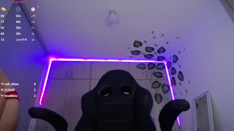 Snapshot of miss__saenz chatting on 01/30/25, 02:27          online show from 01/30/25, 02:27