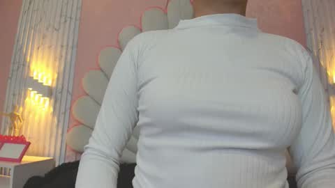 Snapshot of miss__star_ chatting on 01/16/26, 12:42 miss__star_ online show from 01/16/26, 12:42