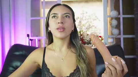 Zoe online show from 03/26/26, 06:13