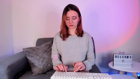 Alexa Sarmiento online show from 12/11/24, 12:34