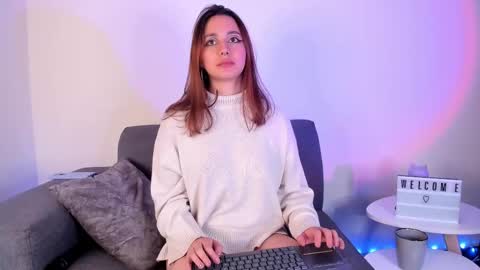 Alexa Sarmiento online show from 02/12/25, 04:44