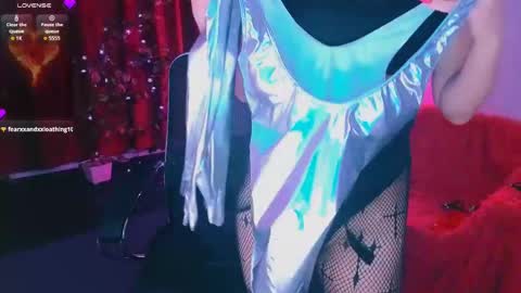 Snapshot of miss_alice_silver chatting on 05/30/26, 06:27 miss_alice_silver online show from 05/30/26, 06:27