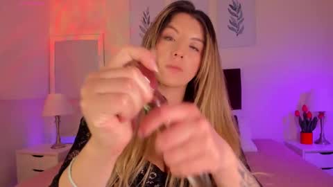 Amanda Reyes online show from 02/09/26, 12:42