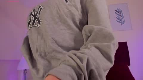 Snapshot of miss_amanda_ chatting on 04/09/26, 12:43 Amanda Reyes online show from 04/09/26, 12:43