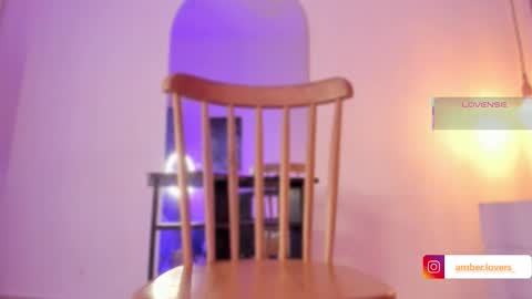 Snapshot of miss_ambrer chatting on 11/21/25, 04:22 Amber online show from 11/21/25, 04:22