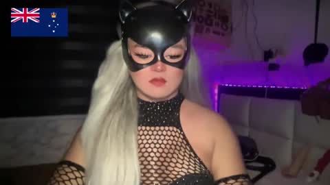 Call me  Miss Antonette  online show from 05/11/26, 12:16