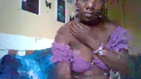 Snapshot of miss_atitude chatting on 10/06/25, 05:49 miss_atitude online show from 10/06/25, 05:49