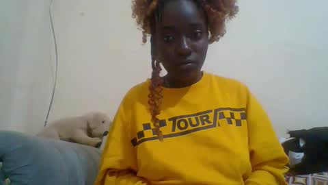 Snapshot of miss_atitude chatting on 10/09/25, 04:10 miss_atitude online show from 10/09/25, 04:10