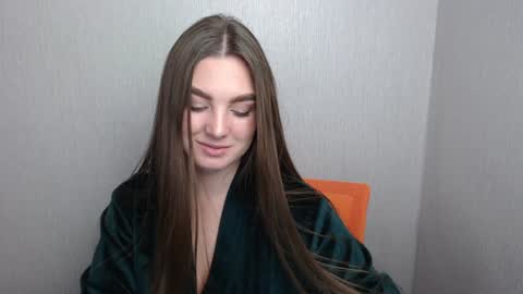 Snapshot of miss_azalea chatting on 12/02/24, 04:42 Georgia online show from 12/02/24, 04:42