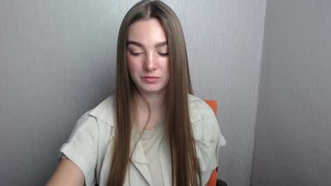 Snapshot of miss_azalea chatting on 12/20/24, 01:00 Georgia online show from 12/20/24, 01:00