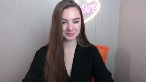 Snapshot of miss_azalea chatting on 01/28/25, 06:39 Georgia online show from 01/28/25, 06:39