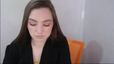 Snapshot of miss_azalea chatting on 04/22/26, 12:18 Georgia online show from 04/22/26, 12:18