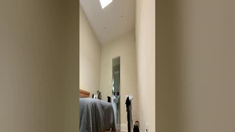 Disguised as an Angel online show from 05/19/26, 10:43