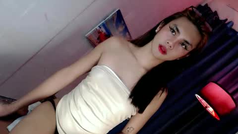 miss_bella69 online show from 10/01/25, 01:00