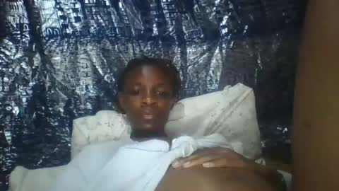 miss_belllo online show from 02/11/25, 04:02