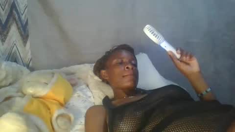 miss_belllo online show from 03/08/25, 09:39