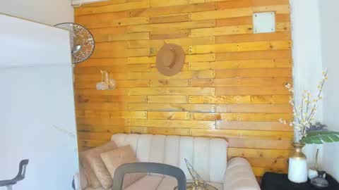 Camila online show from 11/03/25, 02:46