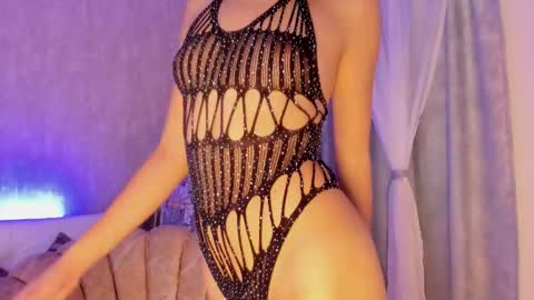 Camila online show from 11/11/25, 03:28