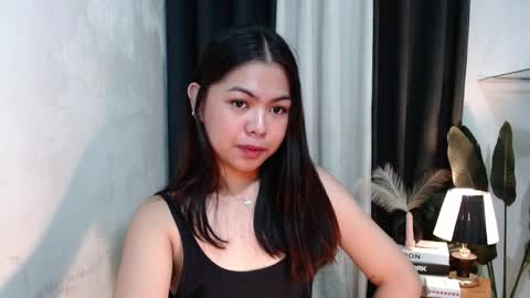 Snapshot of miss_briella chatting on 04/29/26, 10:05 Briella online show from 04/29/26, 10:05
