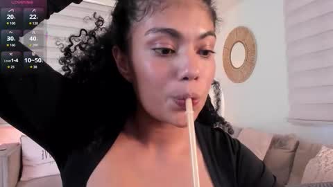 CANDELA CASTRO  online show from 12/05/25, 06:15