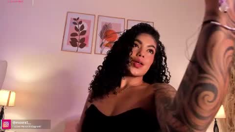 Snapshot of miss_curazao chatting on 07/02/26, 12:55 CANDELA CASTRO online show from 07/02/26, 12:55