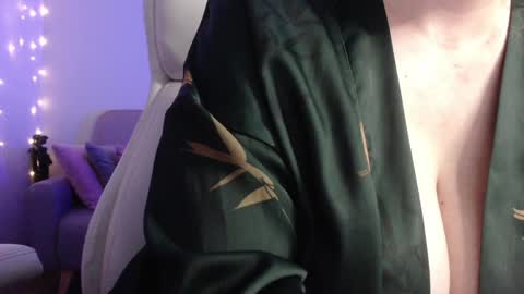 liza online show from 12/28/24, 02:33