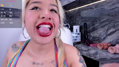 Danika online show from 01/16/25, 11:04