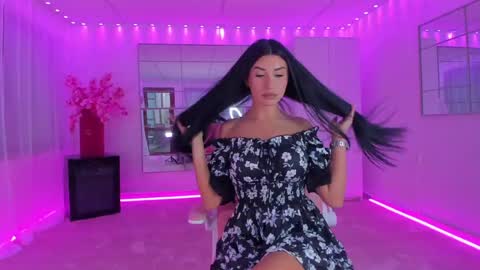 miss_diamond__ online show from 05/23/26, 05:56