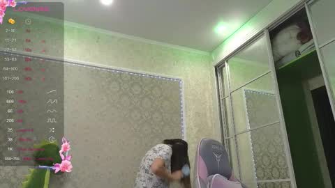 Snapshot of miss_divora chatting on 10/05/25, 07:45 miss_divora online show from 10/05/25, 07:45