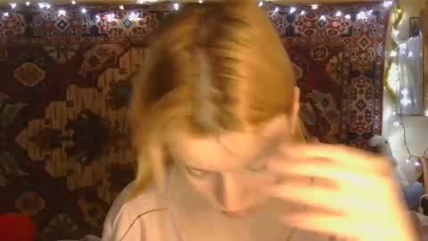 Elis online show from 12/22/25, 11:29