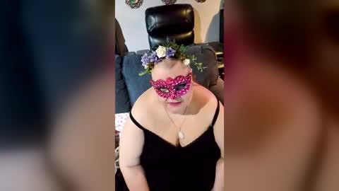 Snapshot of miss_ella_rose chatting on 06/15/26, 10:56 miss_ella_rose online show from 06/15/26, 10:56