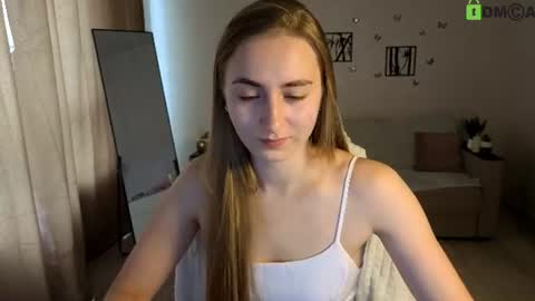 Snapshot of miss_emily19 chatting on 06/23/26, 08:23 Emily online show from 06/23/26, 08:23