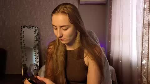 Snapshot of miss_emily19 chatting on 07/02/26, 09:15 Emily online show from 07/02/26, 09:15