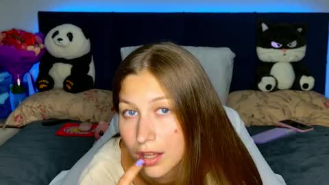 Emily online show from 03/12/26, 05:41