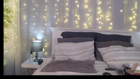 Snapshot of miss_eva_xxx chatting on 06/05/26, 04:30 Miss EVA Email misseva123xxx online show from 06/05/26, 04:30
