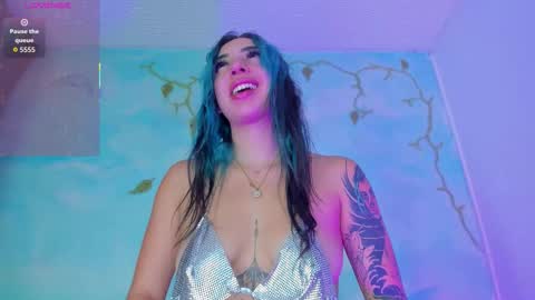 Snapshot of miss_evans_ chatting on 11/11/25, 06:57 miss_evans_ online show from 11/11/25, 06:57