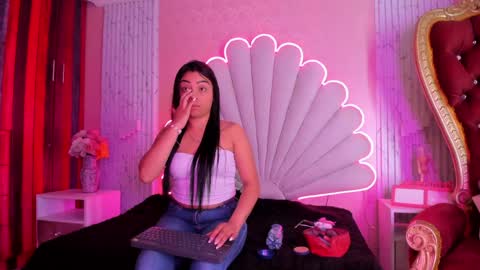 Snapshot of miss_evans_ chatting on 04/01/26, 03:20 miss_evans_ online show from 04/01/26, 03:20