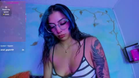 Snapshot of miss_evans_ chatting on 04/22/26, 02:58 miss_evans_ online show from 04/22/26, 02:58