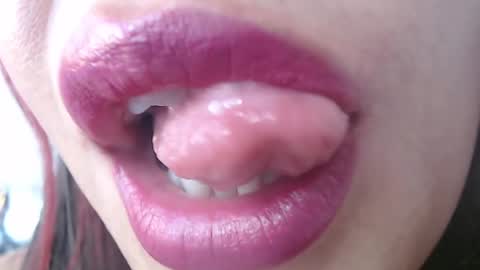 Snapshot of miss_evoleth2 chatting on 12/05/24, 12:00 Miss Evoleth online show from 12/05/24, 12:00