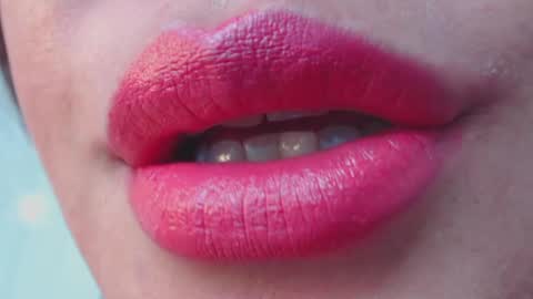 Snapshot of miss_evoleth2 chatting on 12/06/24, 04:28 Miss Evoleth online show from 12/06/24, 04:28